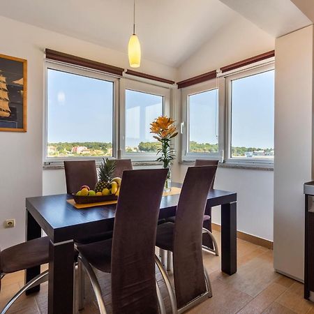 Apartman Ember Póla Kültér fotó