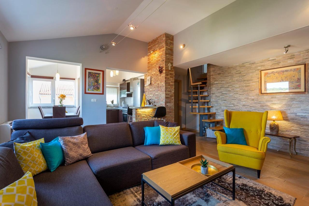 Apartman Ember Póla Kültér fotó