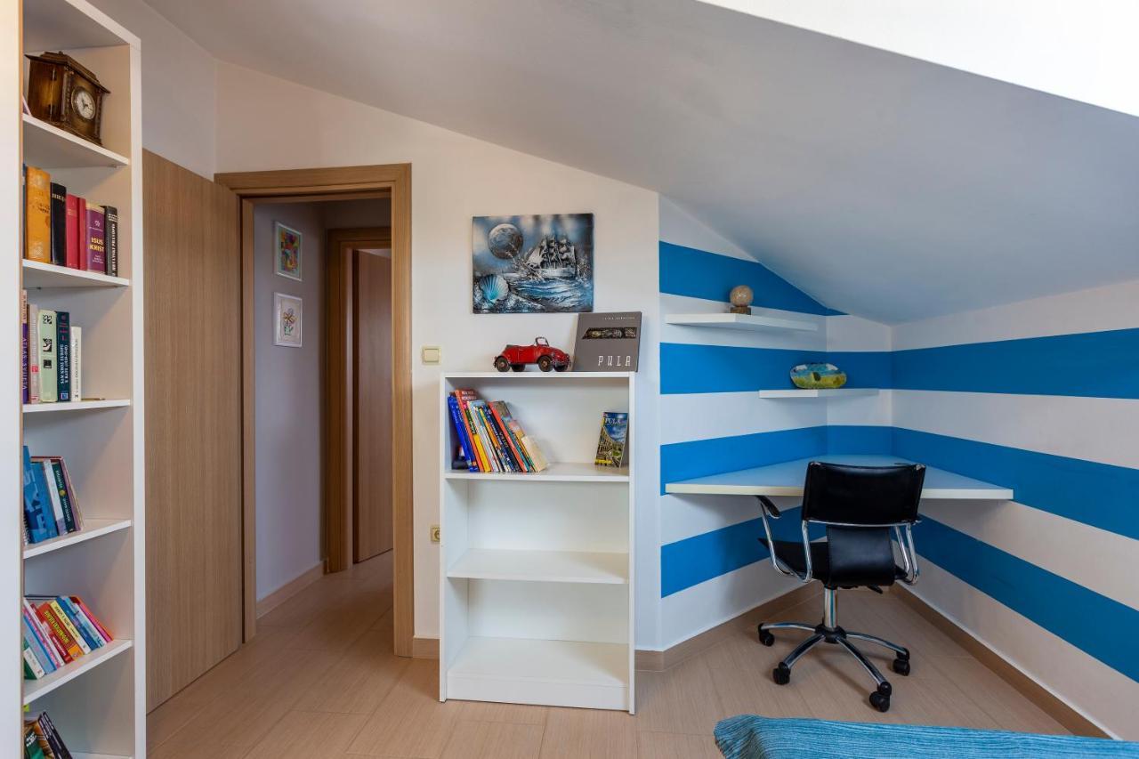 Apartman Ember Póla Kültér fotó